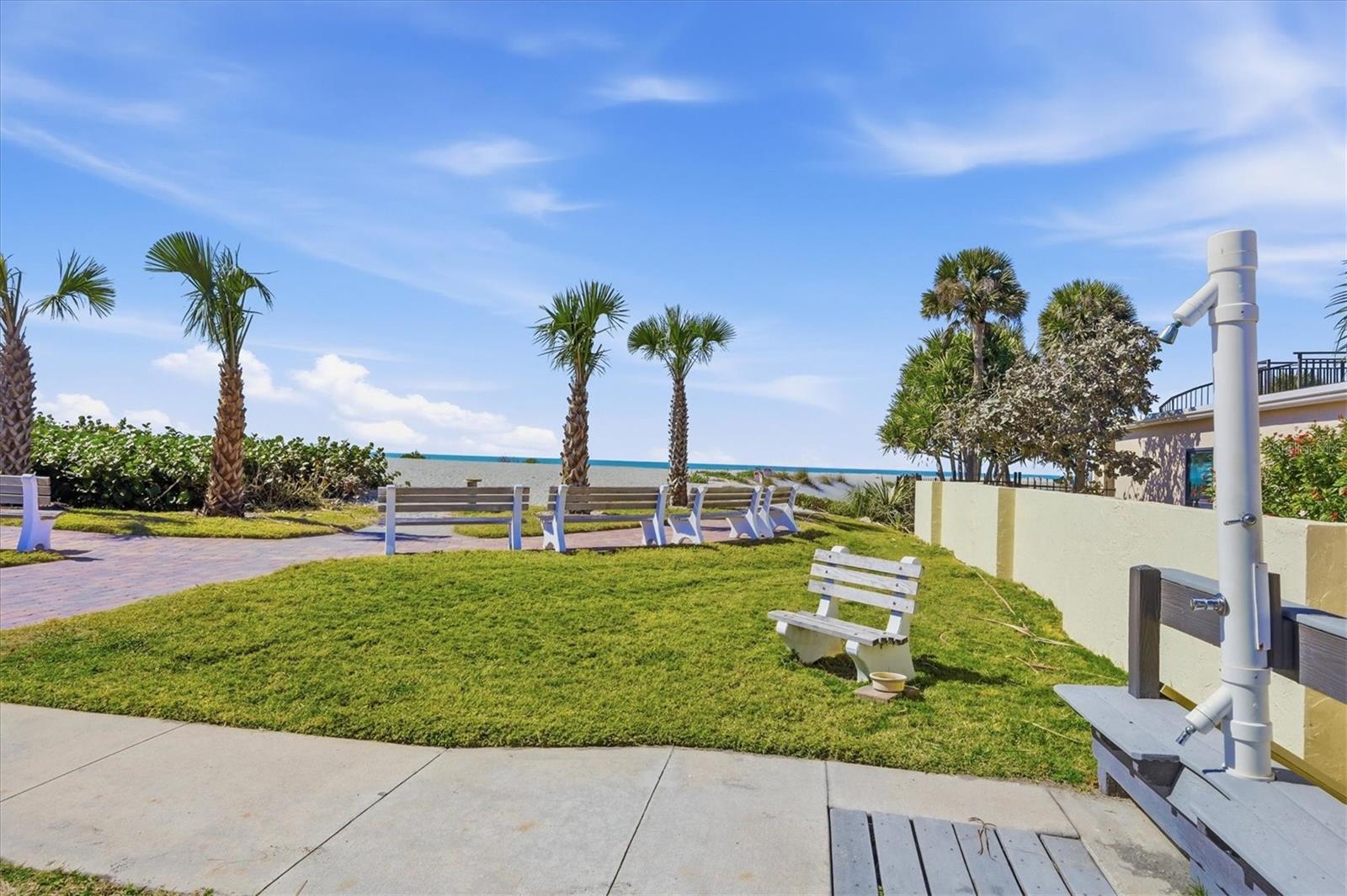 GOLDEN BEACH SUB - Residential