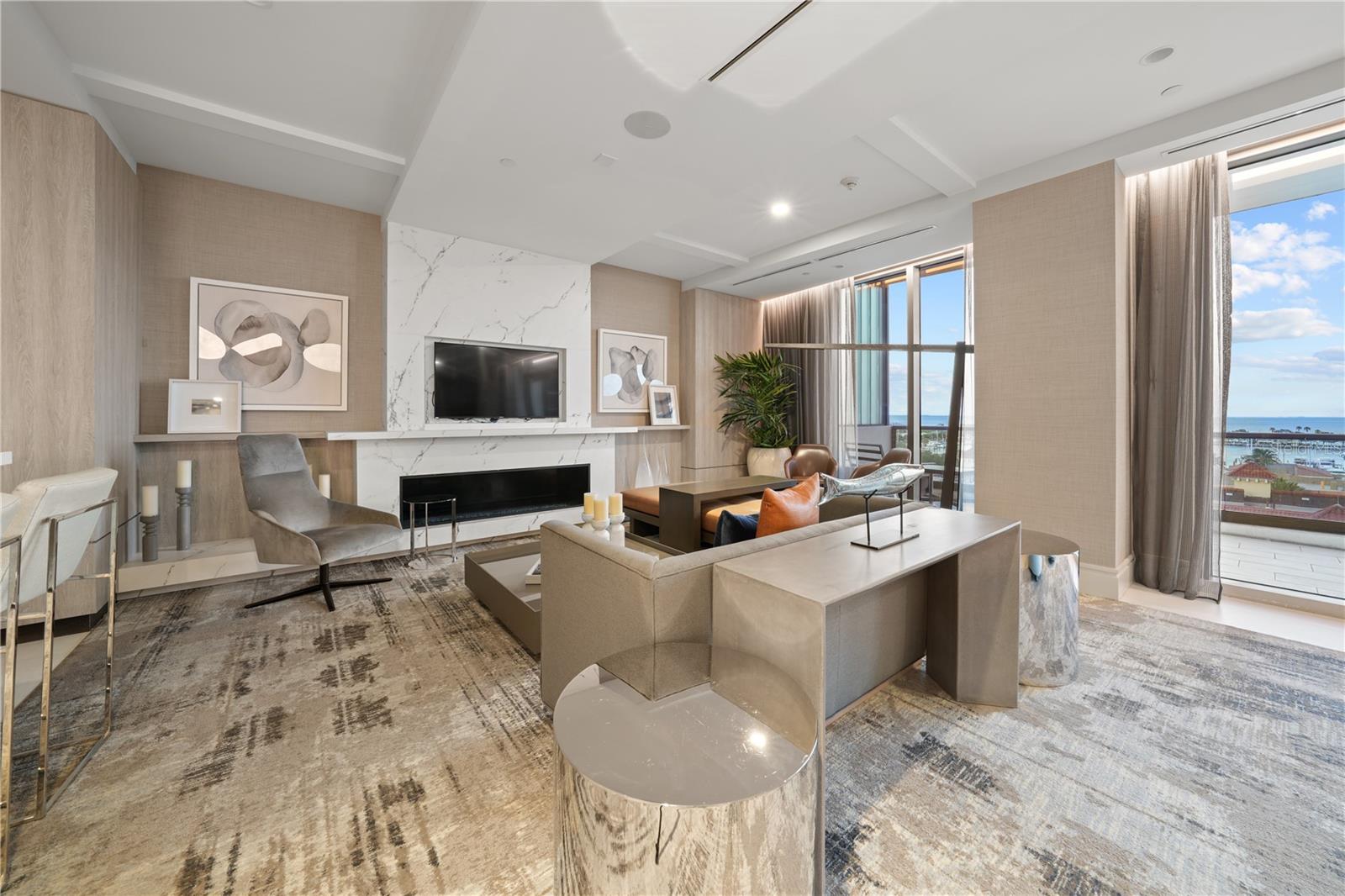 ONE ST. PETERSBURG - Residential