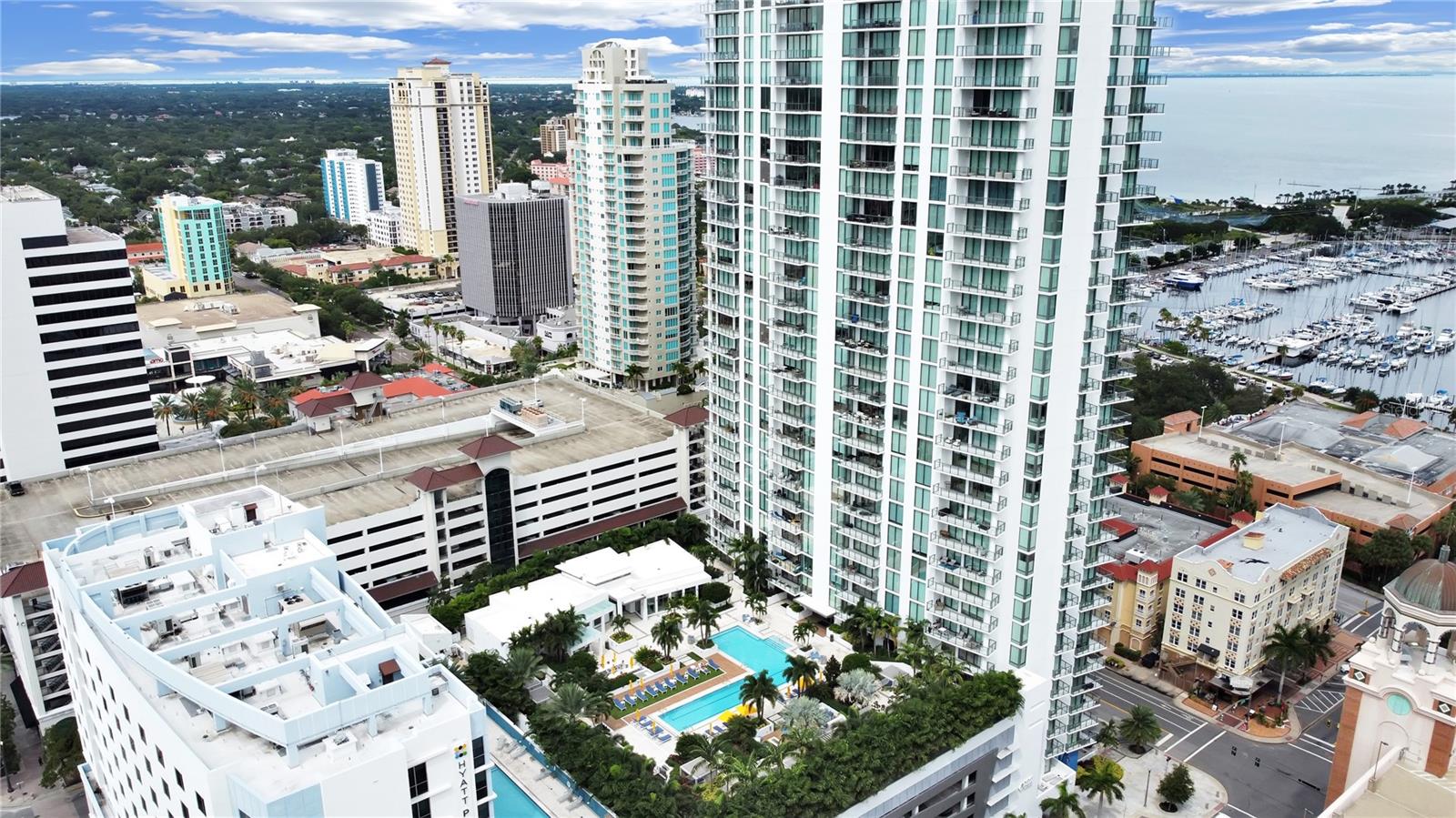 ONE ST. PETERSBURG - Residential