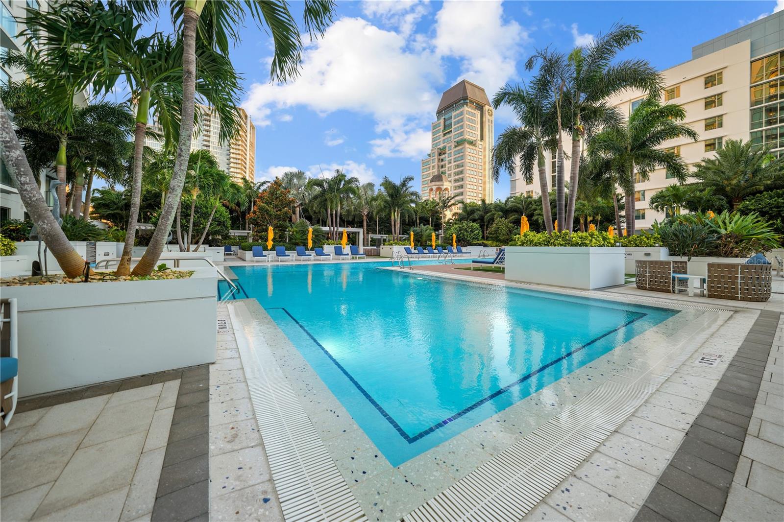 ONE ST. PETERSBURG - Residential