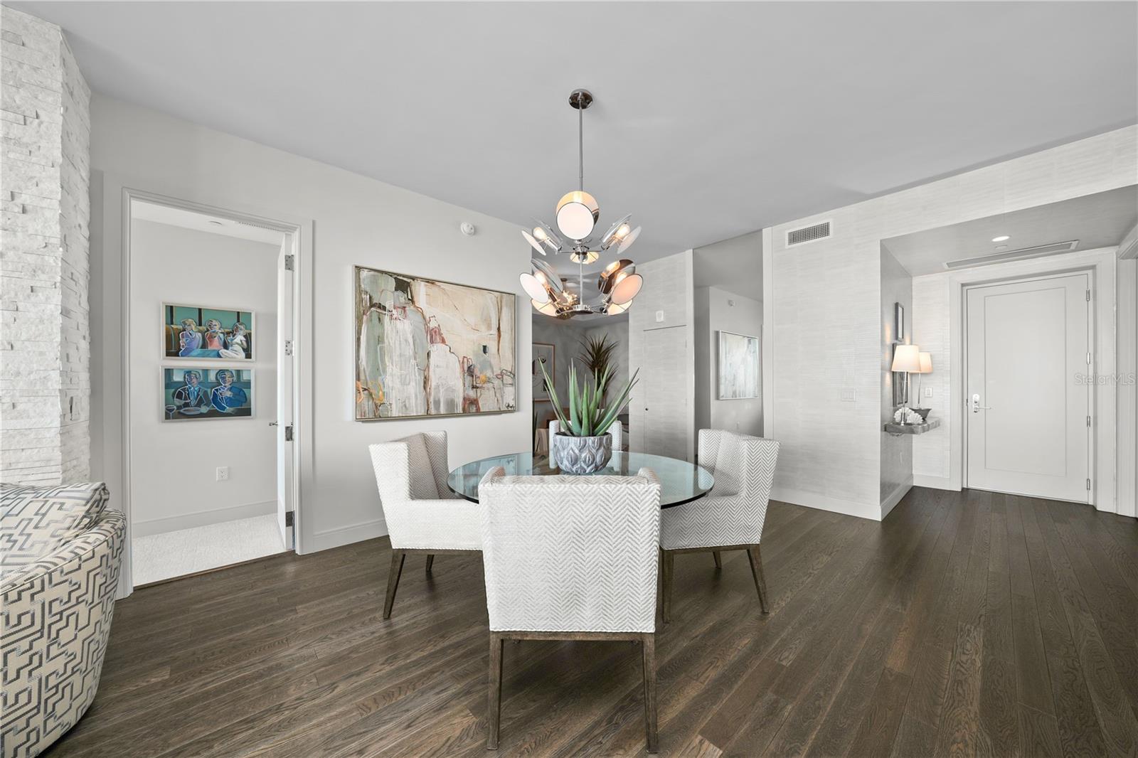 ONE ST. PETERSBURG - Residential