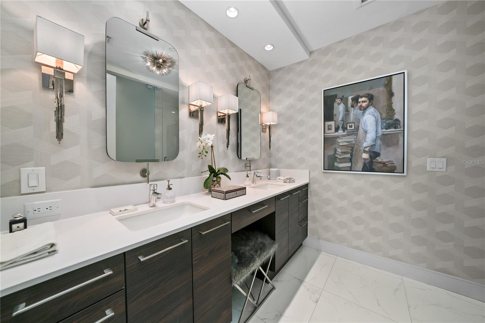 ONE ST. PETERSBURG - Residential