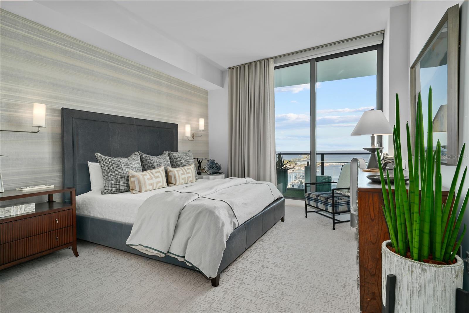 ONE ST. PETERSBURG - Residential