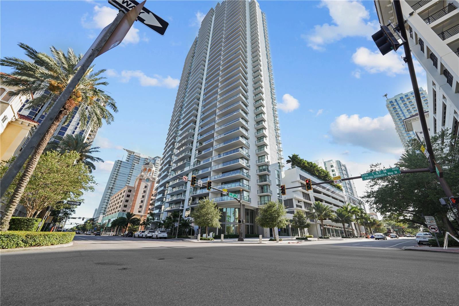 ONE ST. PETERSBURG - Residential