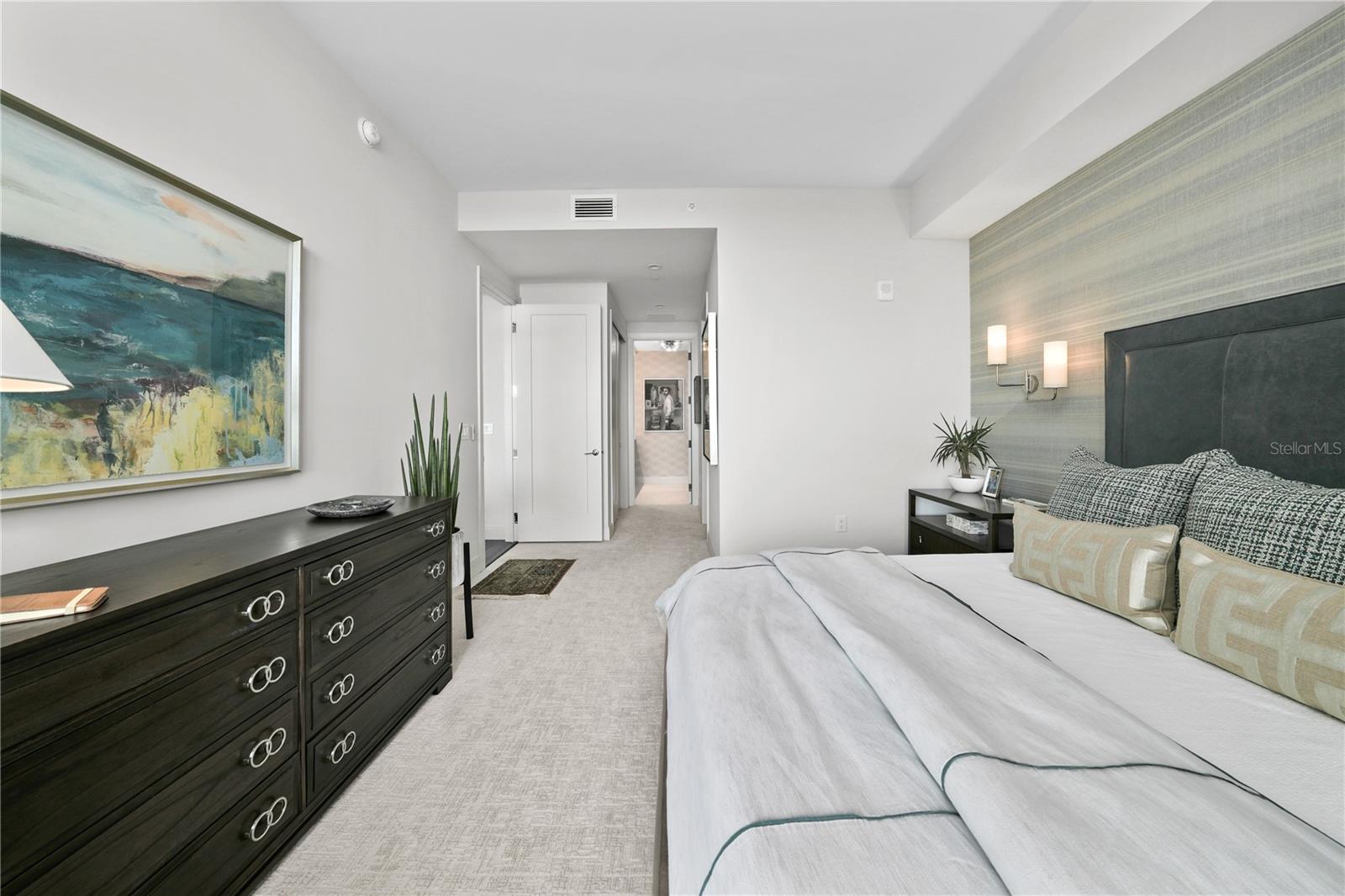 ONE ST. PETERSBURG - Residential