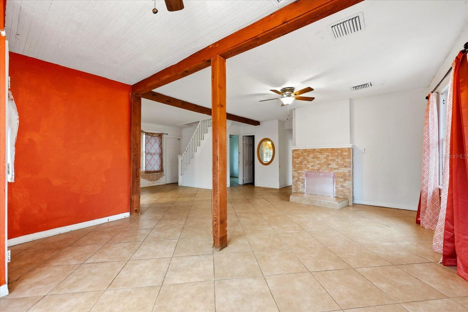 1919 QUINCY STREET S