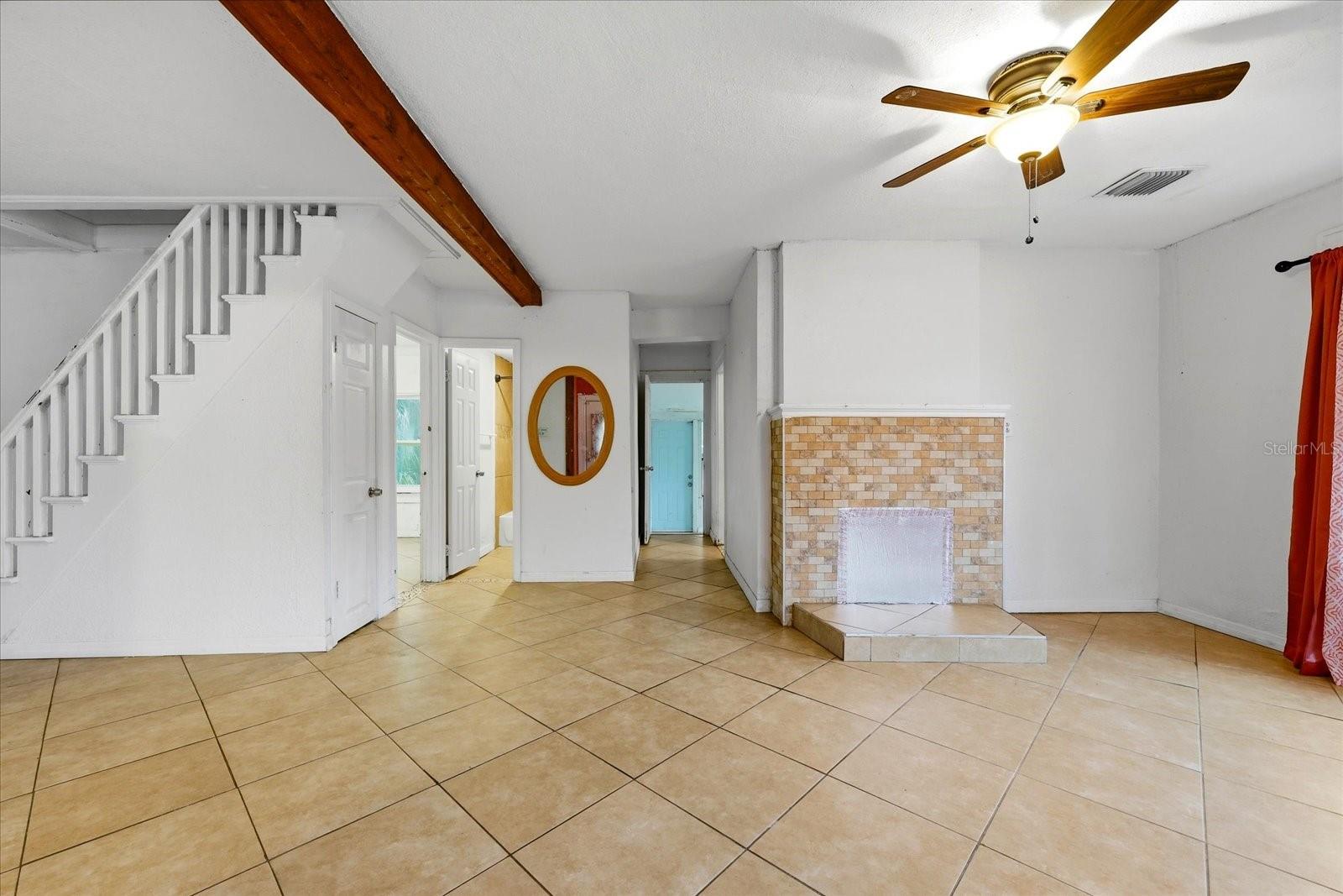 1919 QUINCY STREET S