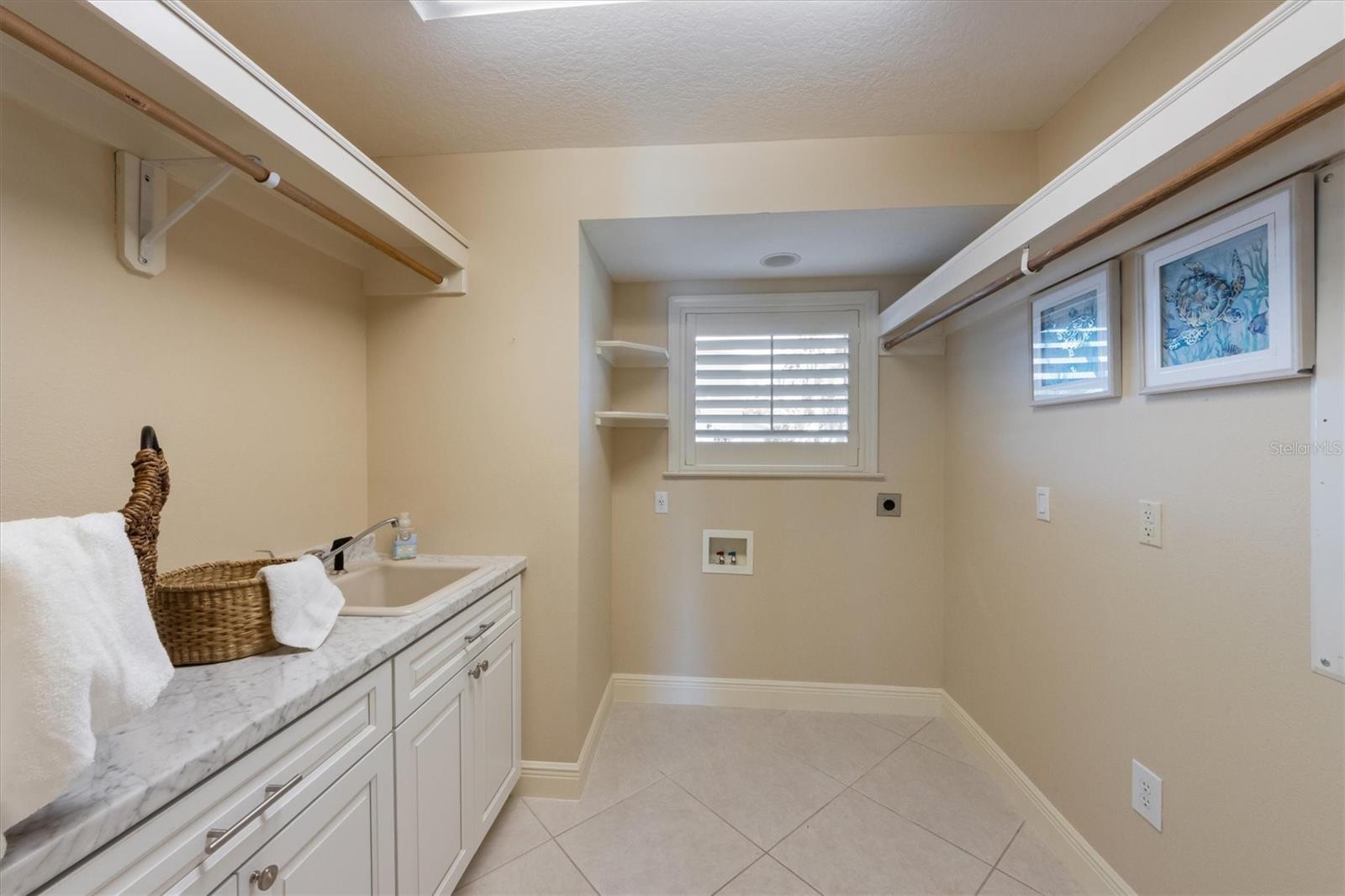 HIGHLAND SHORES THIRD UNIT - Residential