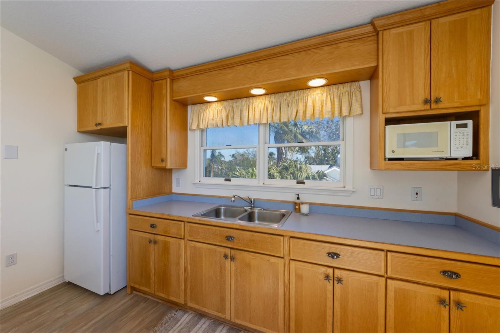 HIGHLAND SHORES THIRD UNIT - Residential