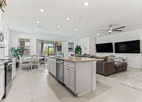 Tiny photo for 4971 NW 39th Loop, Ocala, FL 34482 (MLS # OM734395)