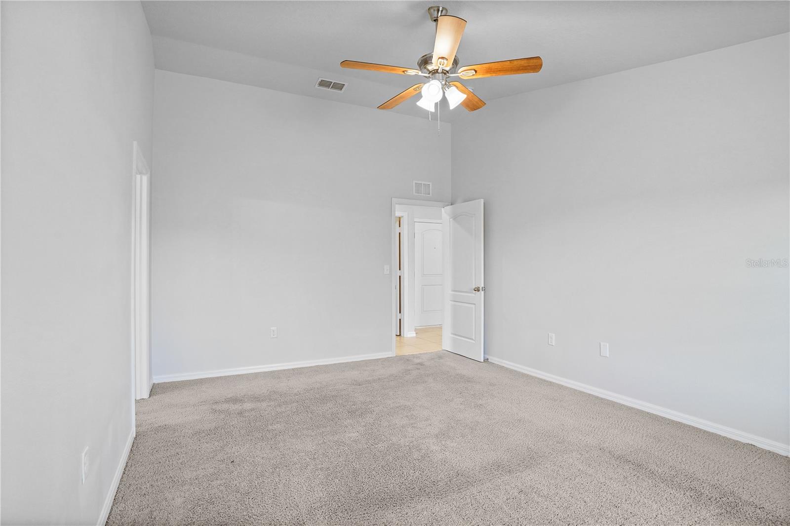 MASCOTTE LAKE JACKSON RIDGE PH 02 - Residential