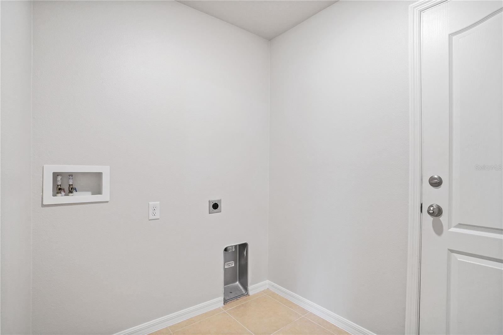 MASCOTTE LAKE JACKSON RIDGE PH 02 - Residential