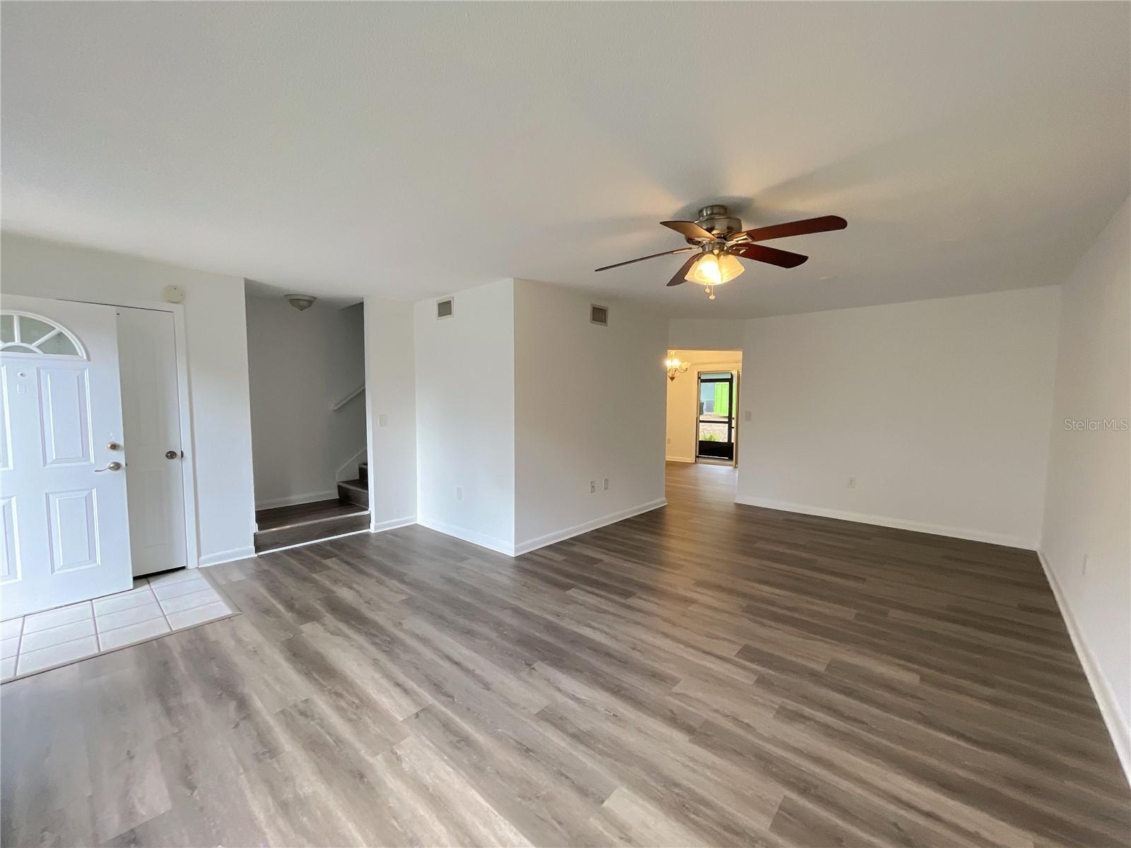 CRICKET CLUB CONDO - Residential