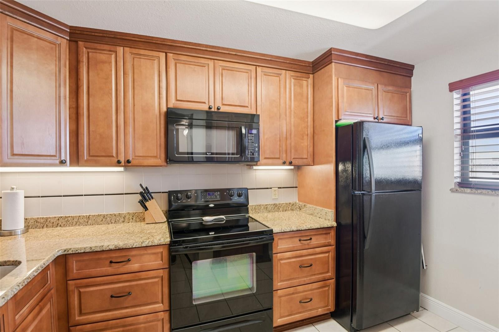 SHORE MARINER THE CONDO - Residential