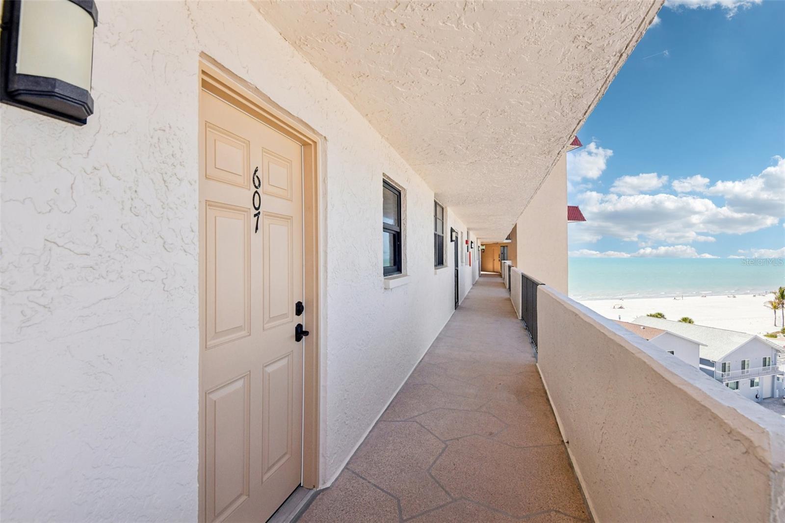 18304 GULF BOULEVARD 607