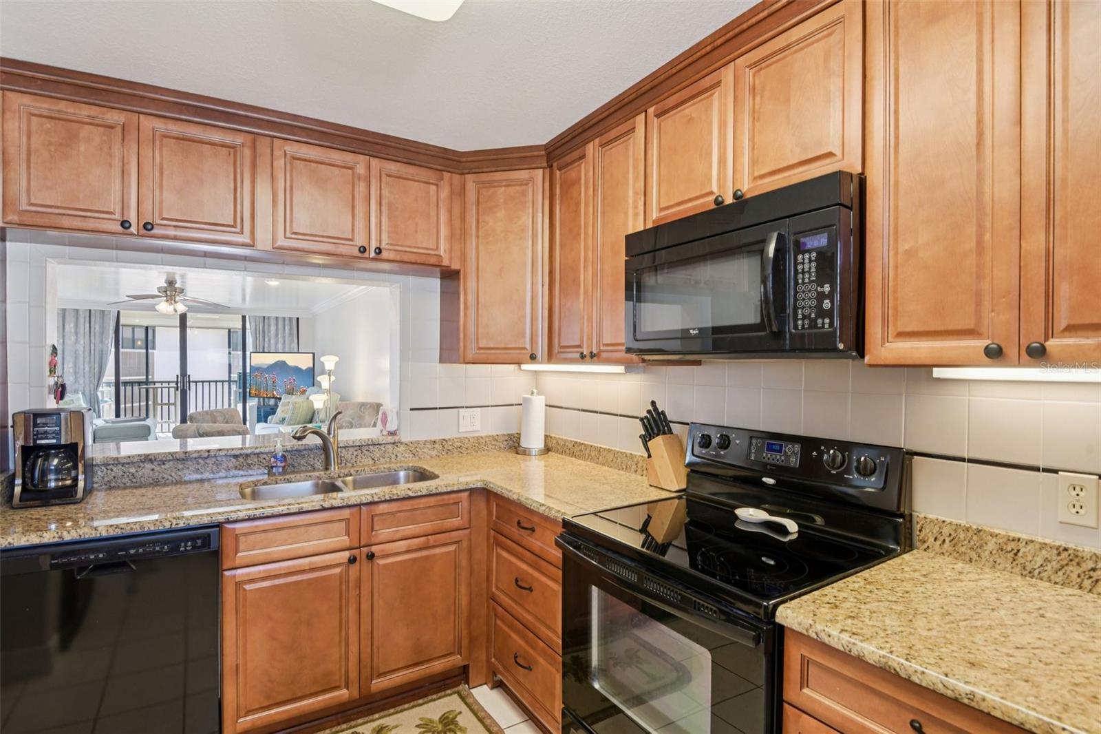 SHORE MARINER THE CONDO - Residential