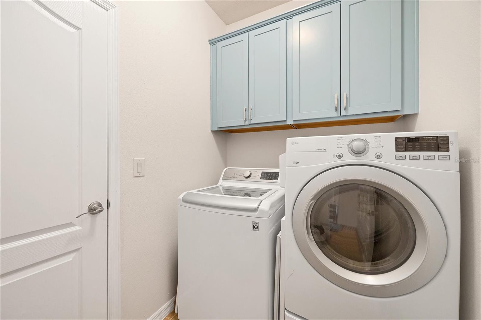 LUNA BAY - Residential