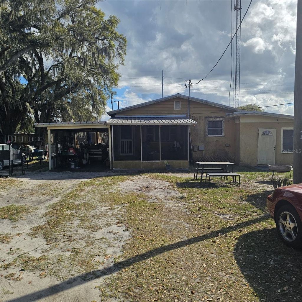 Photo of 2230 4th Street, Mulberry, FL 33860 (MLS # L4961773)