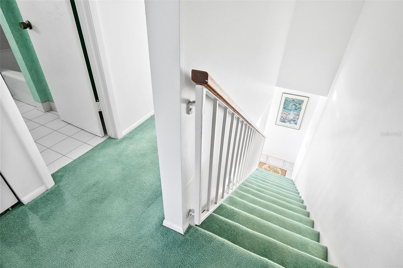 SUTTON PLACE - Residential