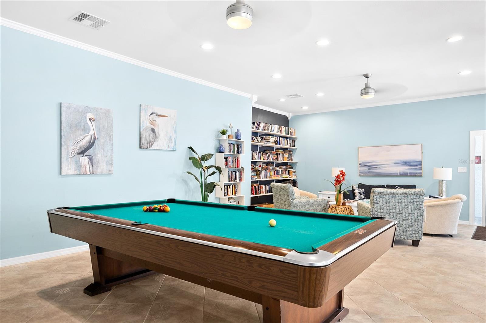 SUTTON PLACE - Residential