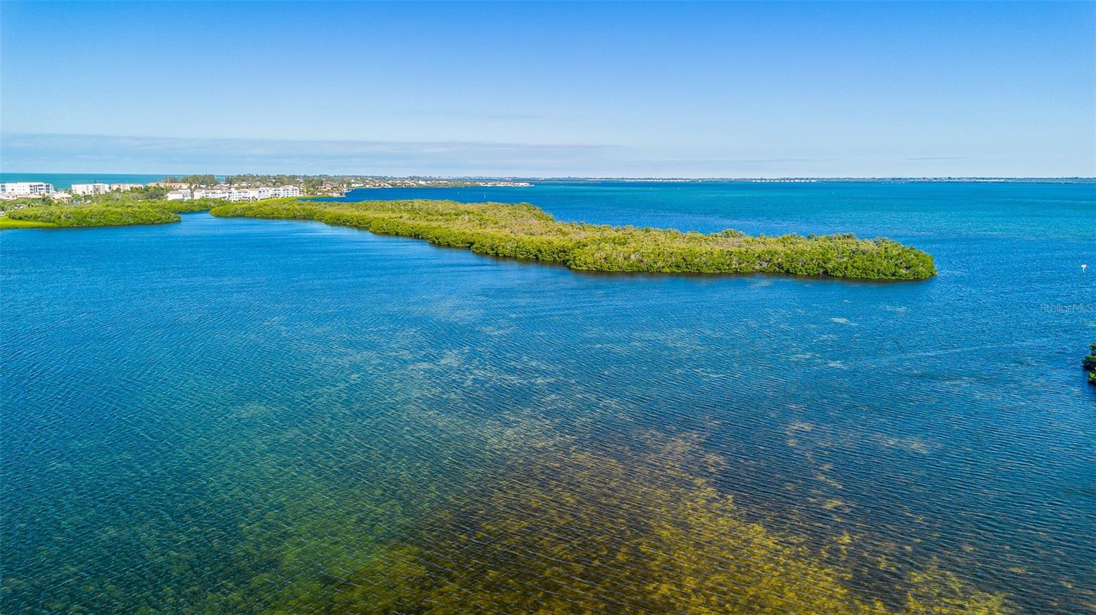 SUTTON PLACE - Residential