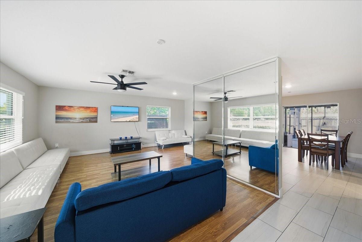 RIDGEWOOD ESTATES 20TH ADD - Residential