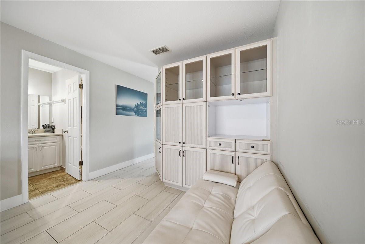 RIDGEWOOD ESTATES 20TH ADD - Residential