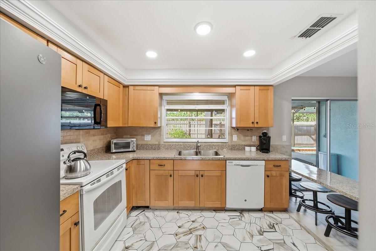 RIDGEWOOD ESTATES 20TH ADD - Residential