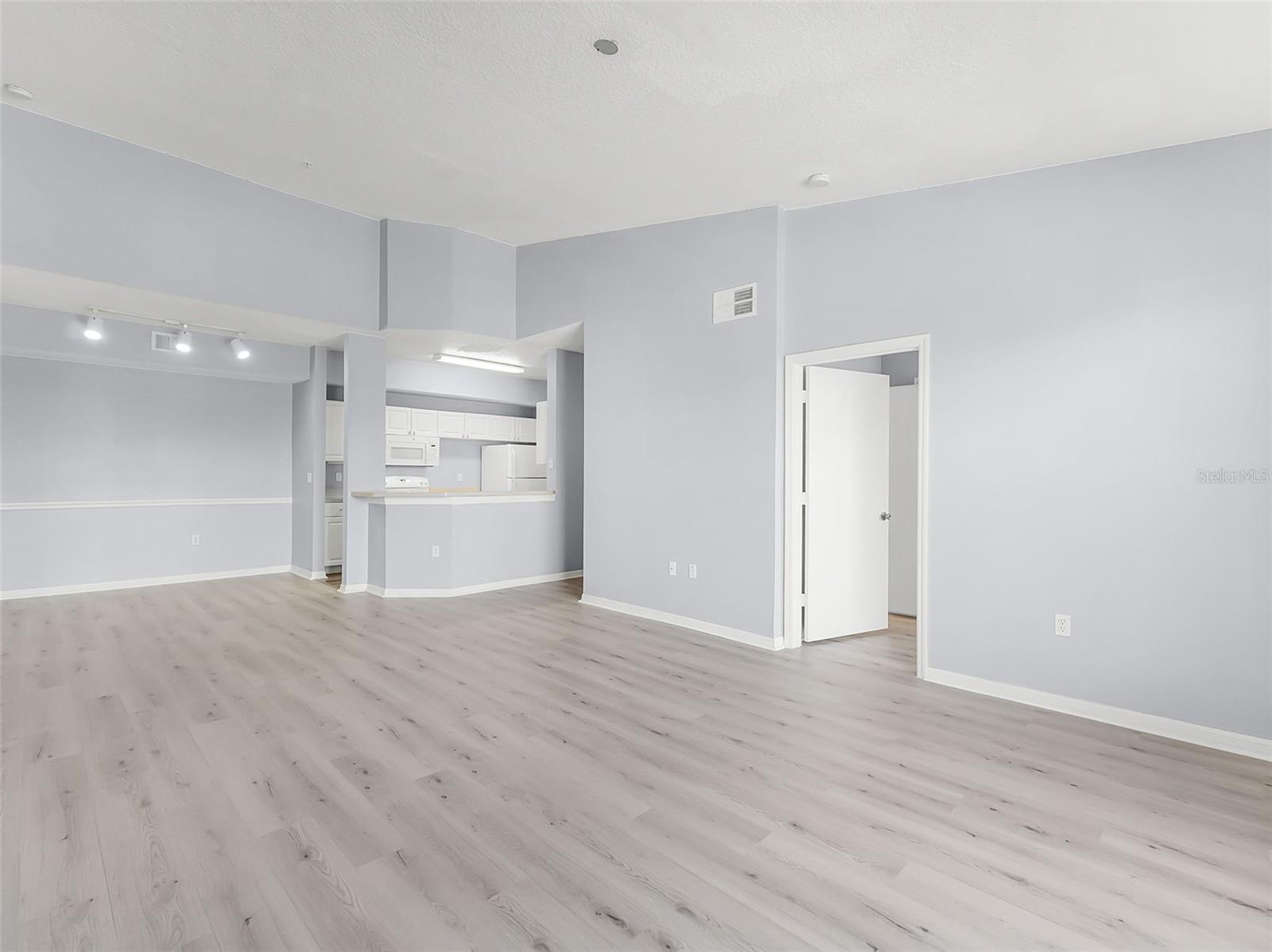 5530 METROWEST BOULEVARD 309