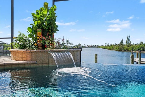 Photo of 4214 Gulfstream Parkway, Cape Coral, FL 33993 (MLS # C7532080)