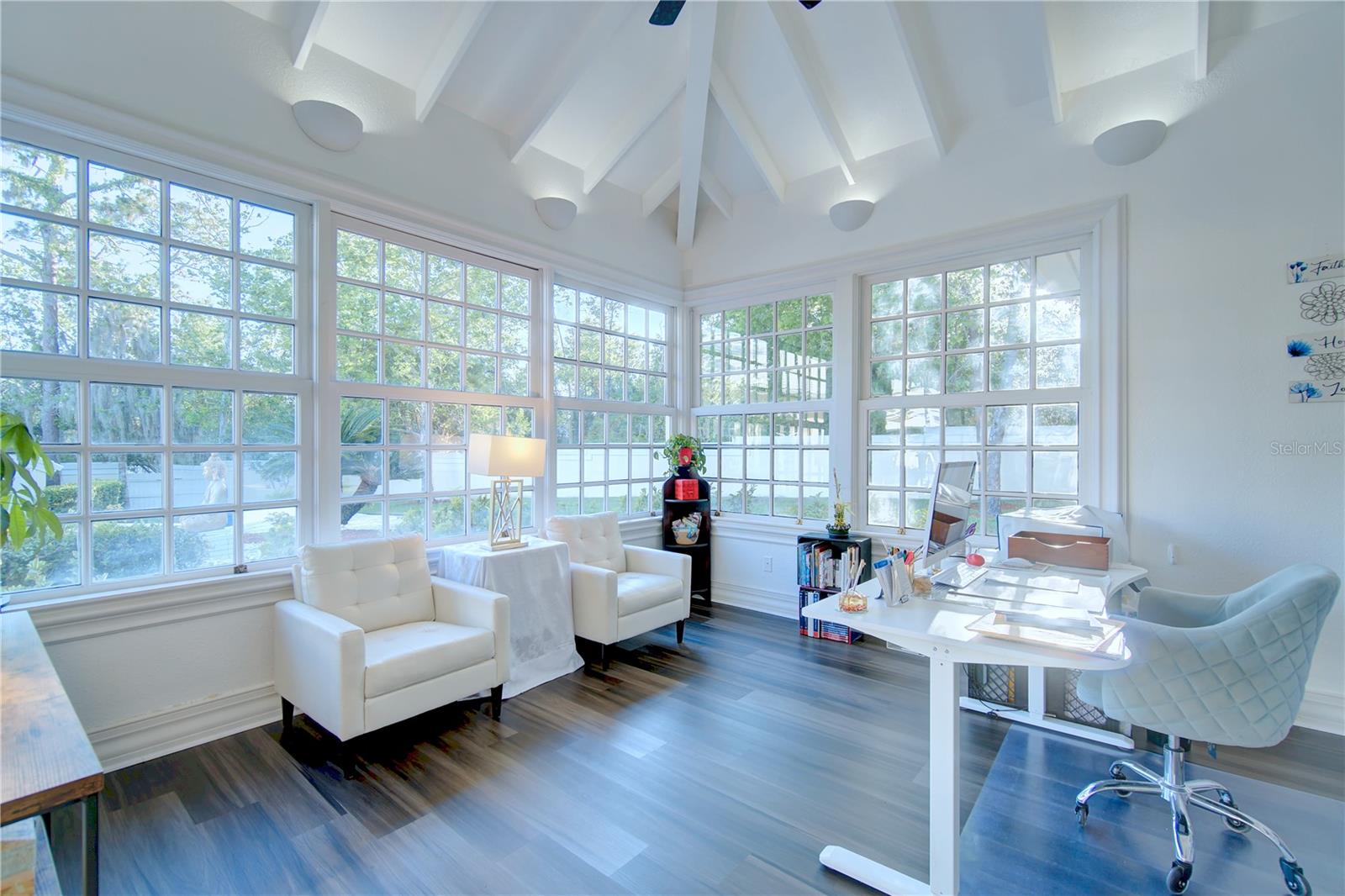 CHESTNUT HILL - Residential