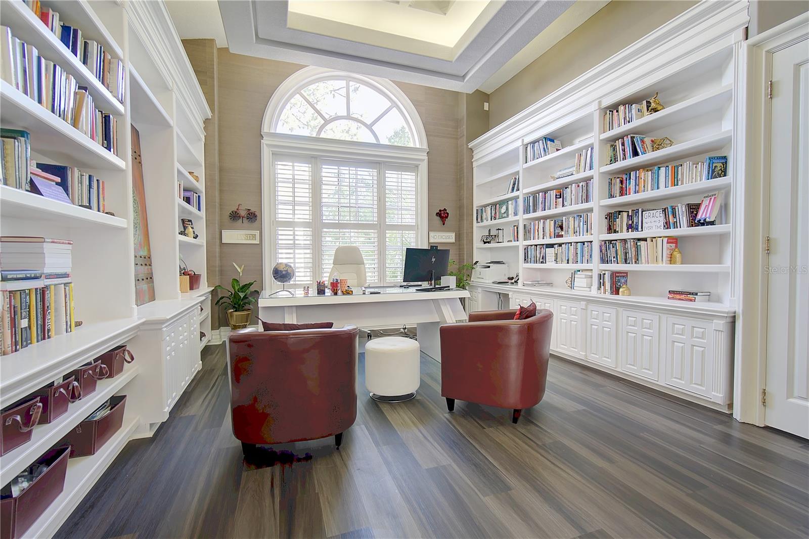 CHESTNUT HILL - Residential