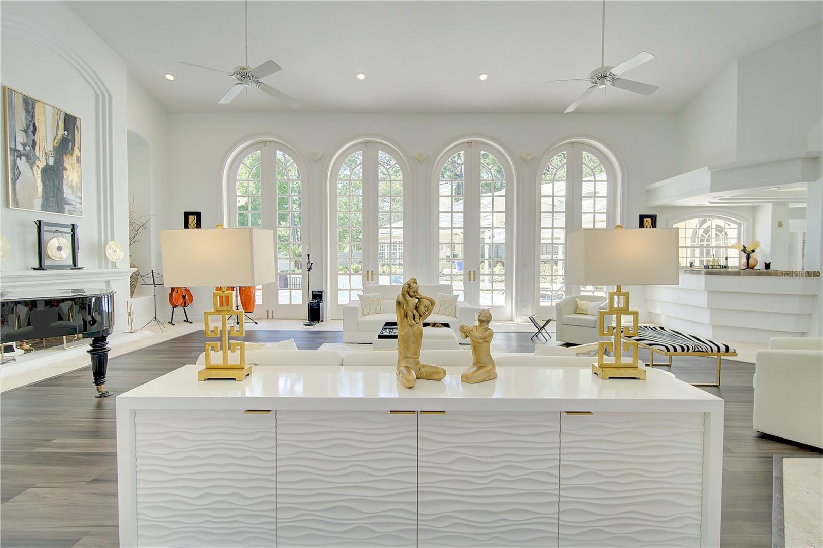 CHESTNUT HILL - Residential