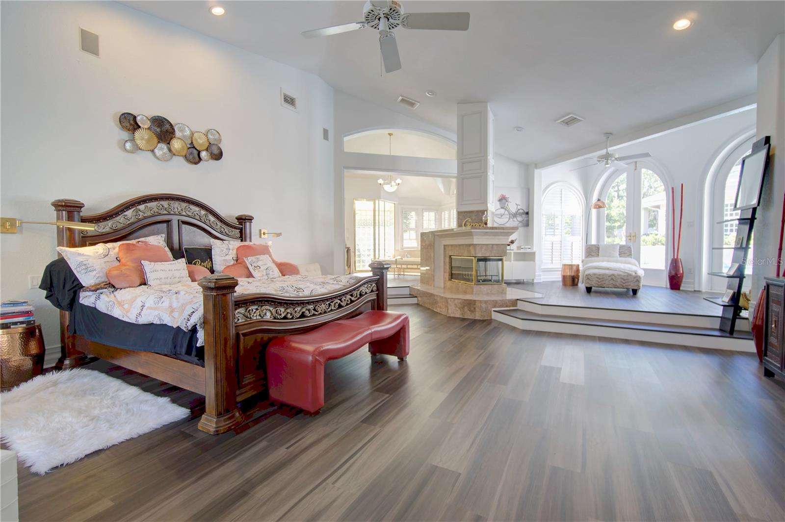 CHESTNUT HILL - Residential