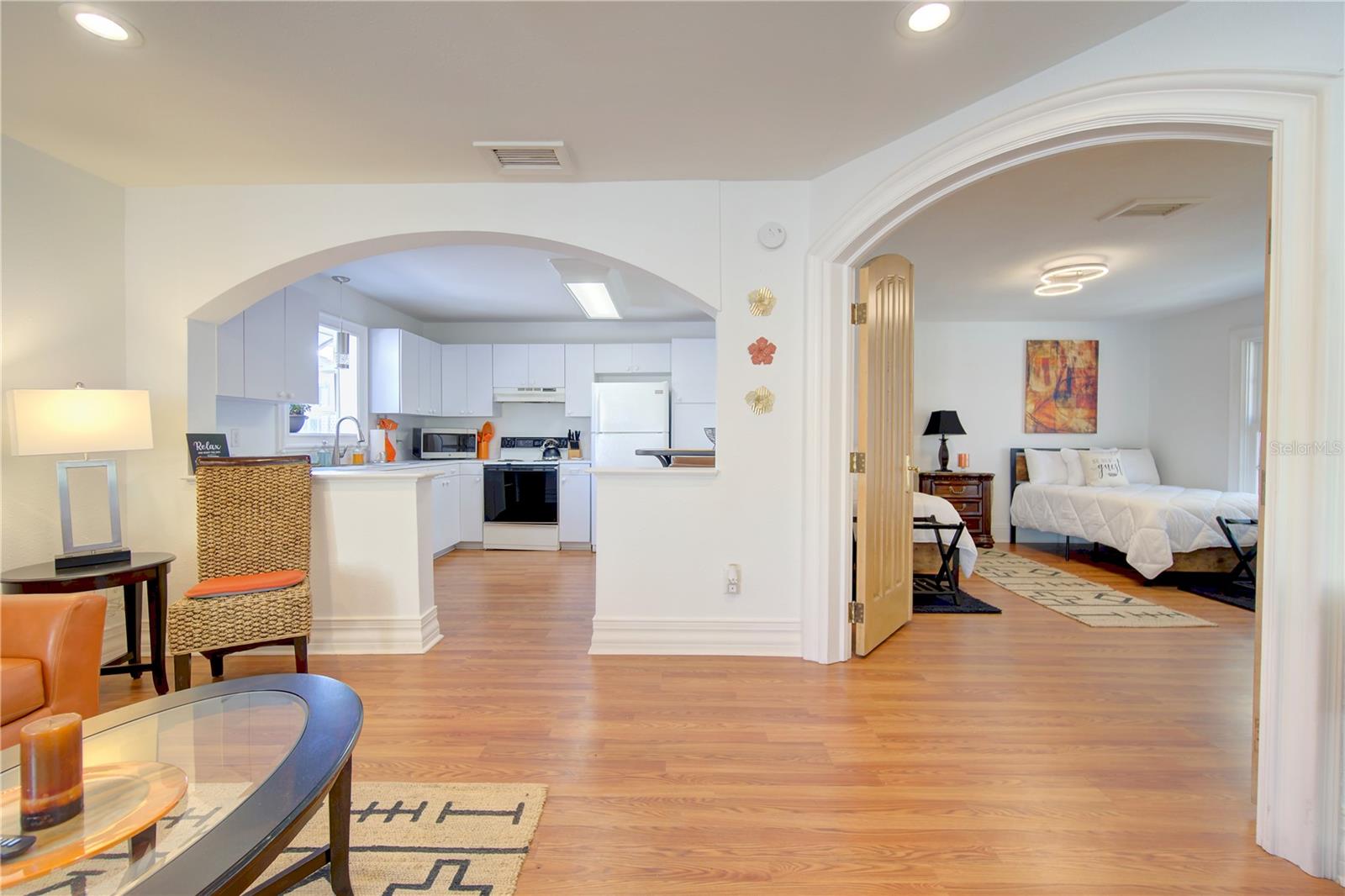 CHESTNUT HILL - Residential