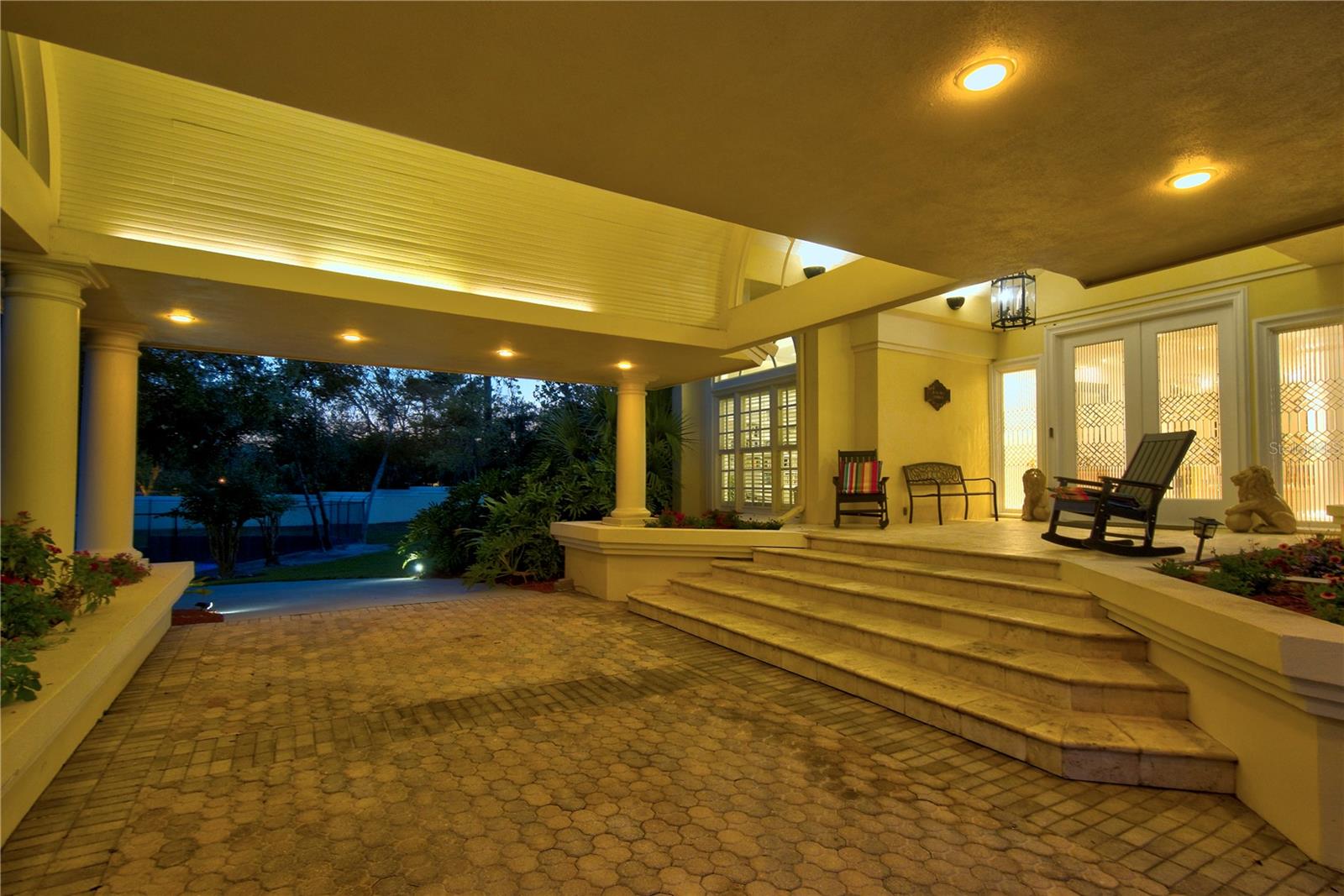 CHESTNUT HILL - Residential