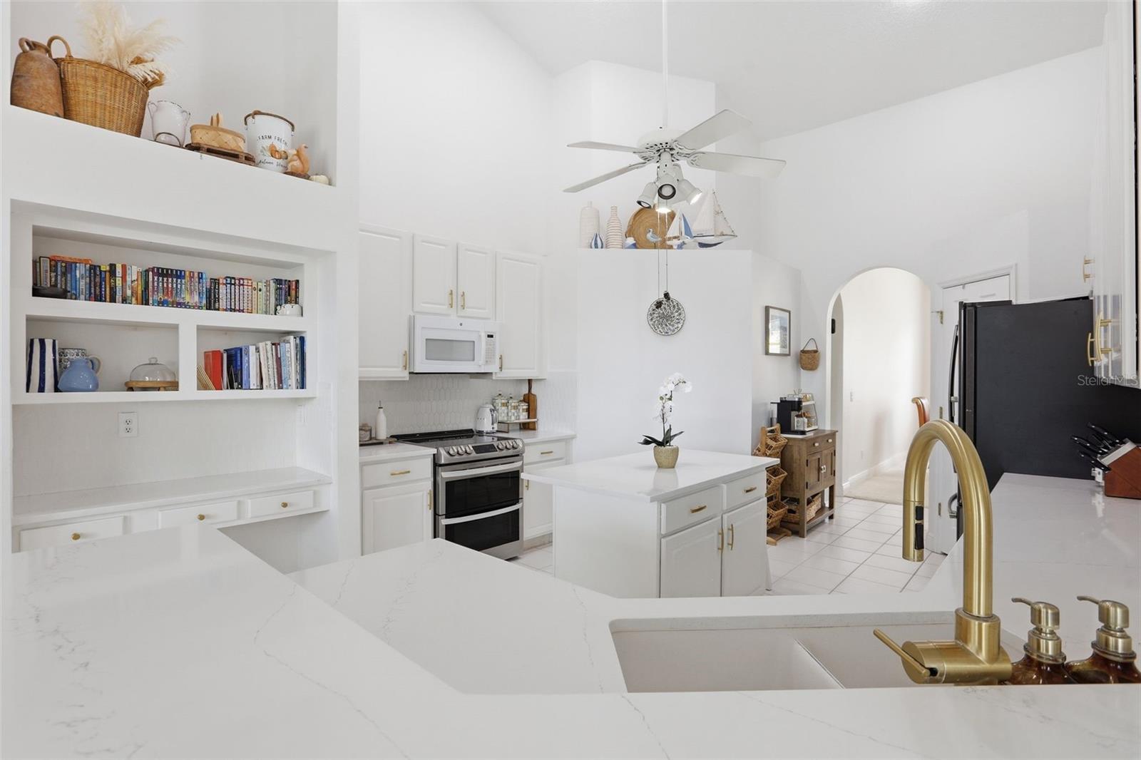 DIAMOND COVE - Residential