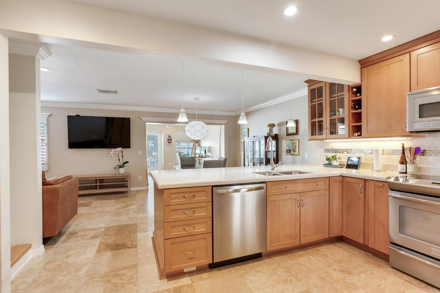 CHICAGO AVE SUB - Residential