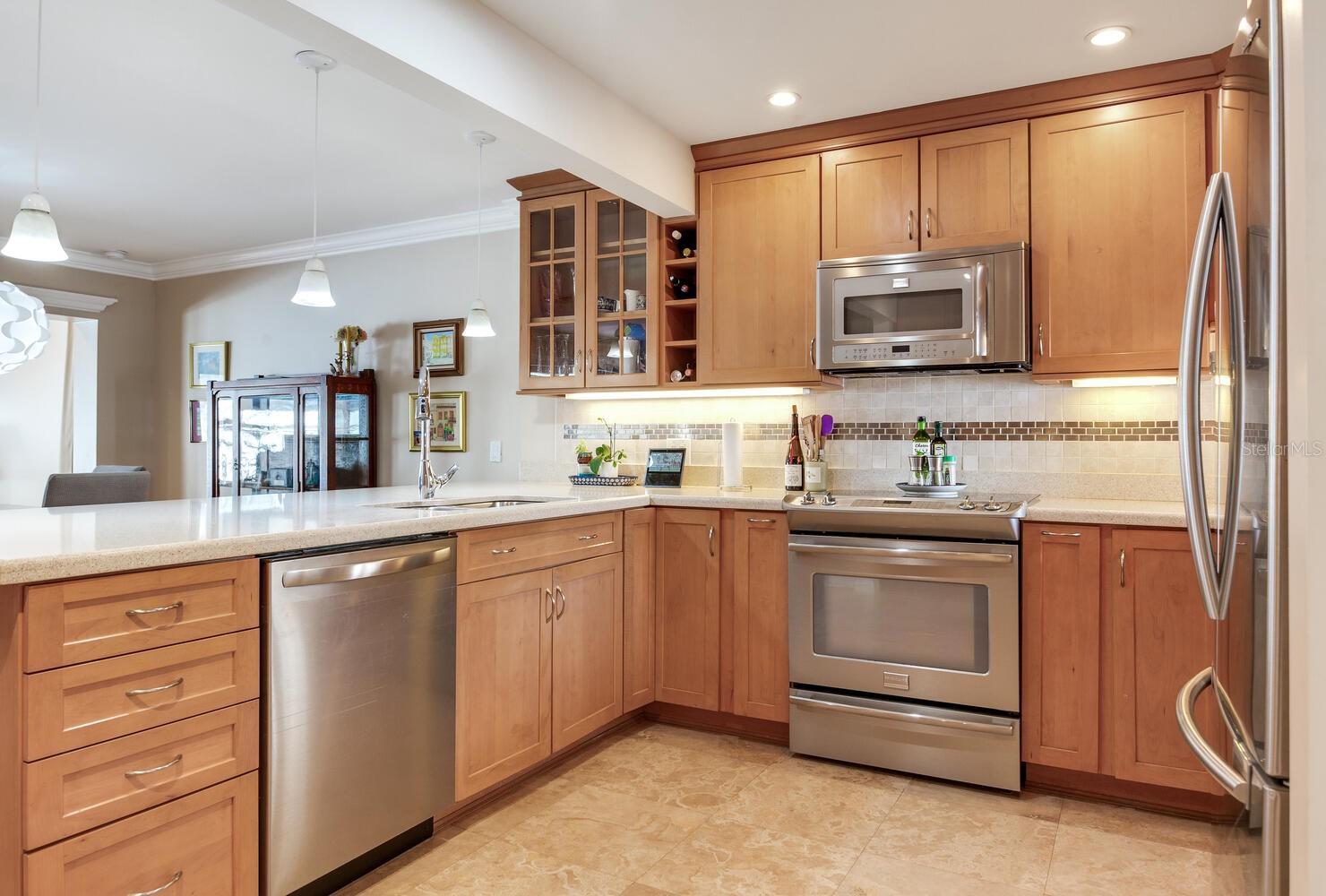 CHICAGO AVE SUB - Residential