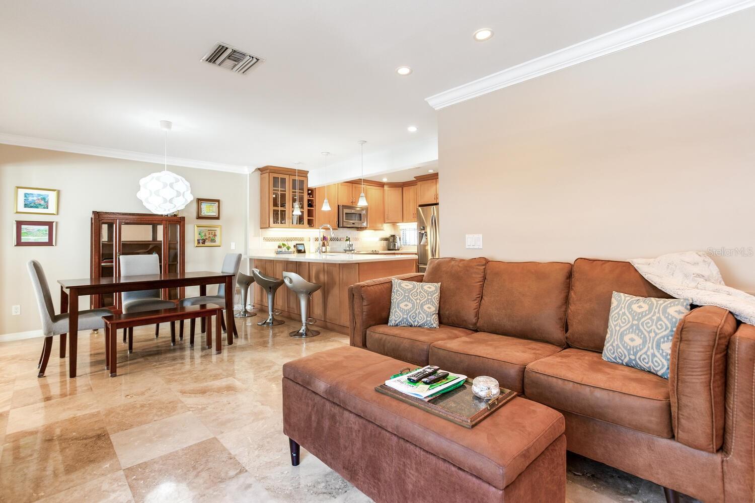 CHICAGO AVE SUB - Residential