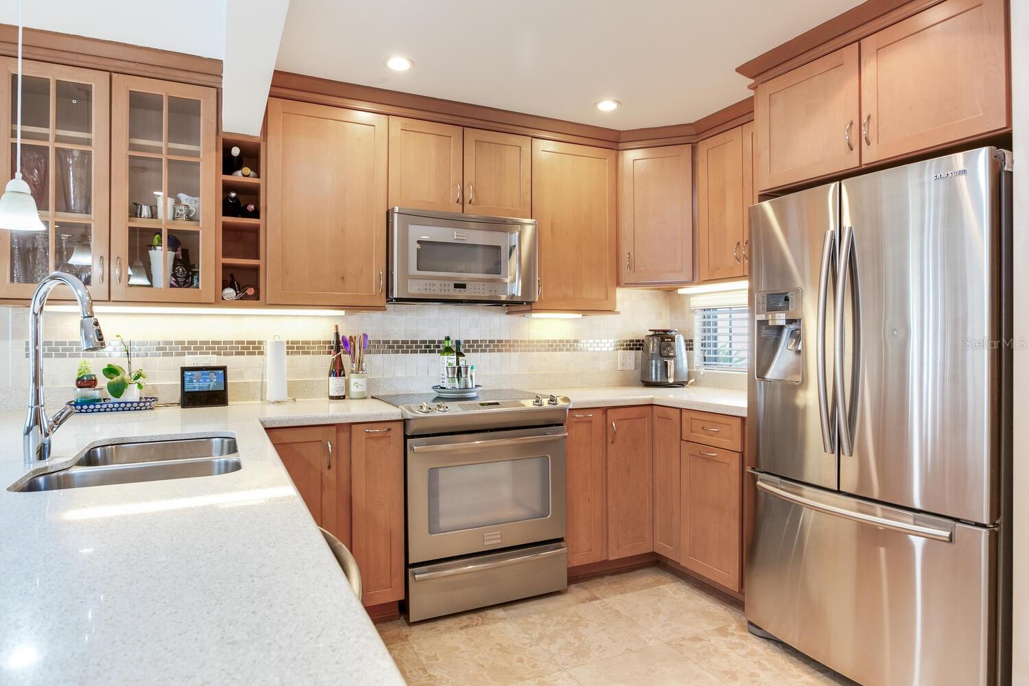 CHICAGO AVE SUB - Residential