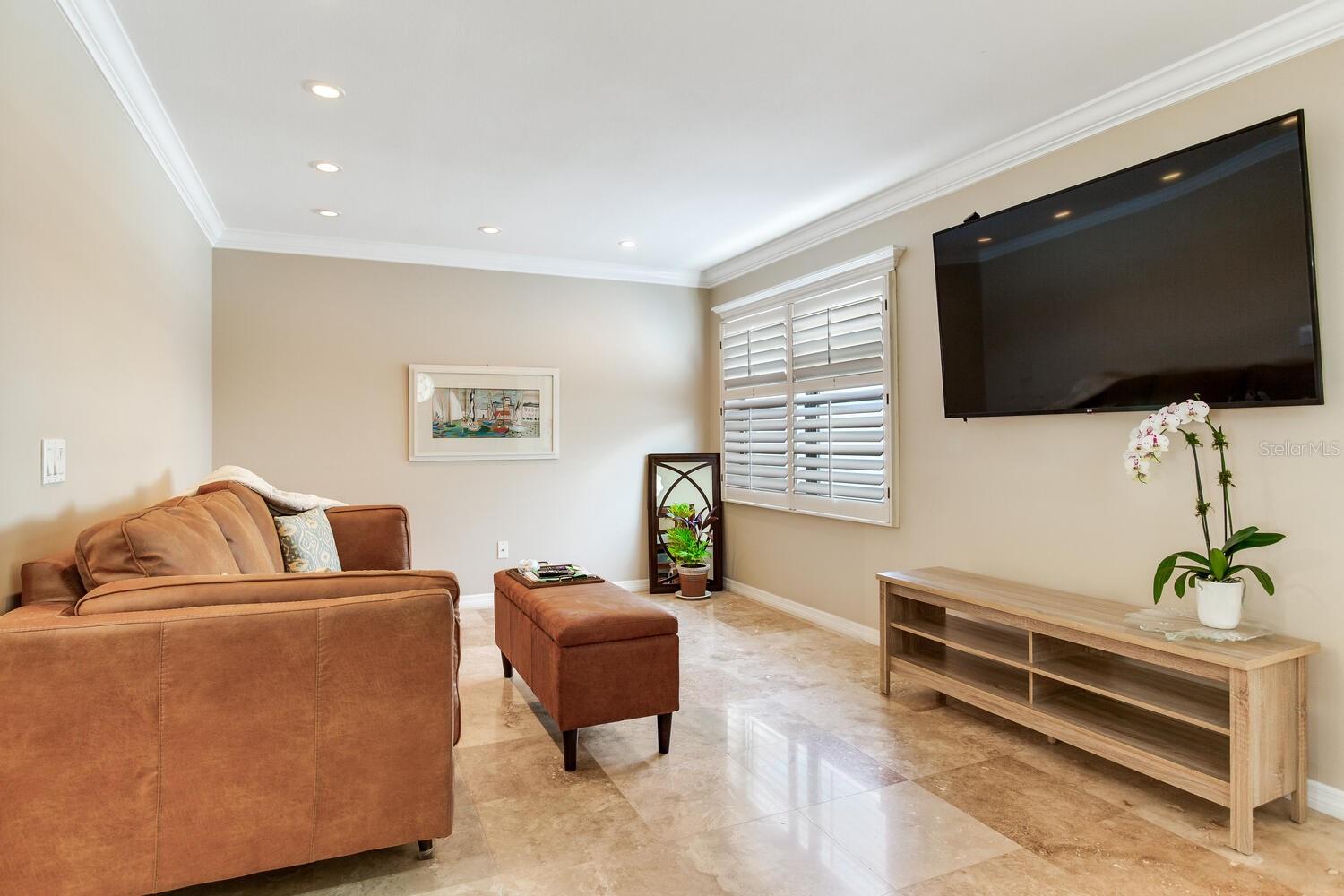 CHICAGO AVE SUB - Residential