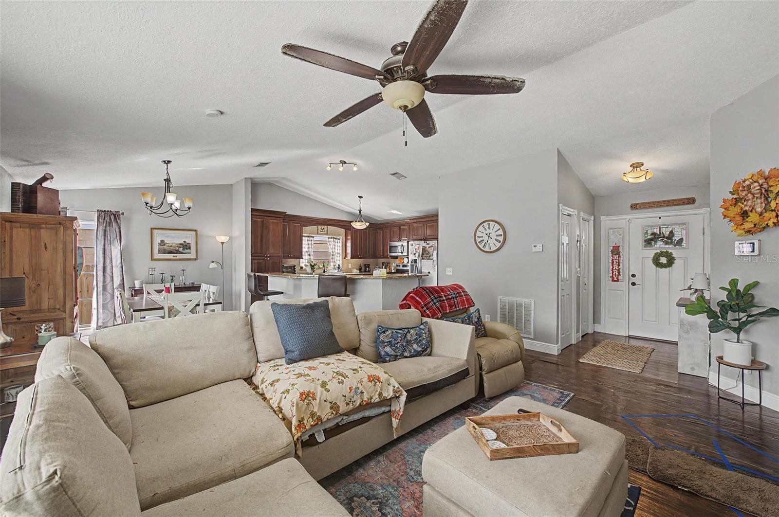 1632 PINTAIL COURT