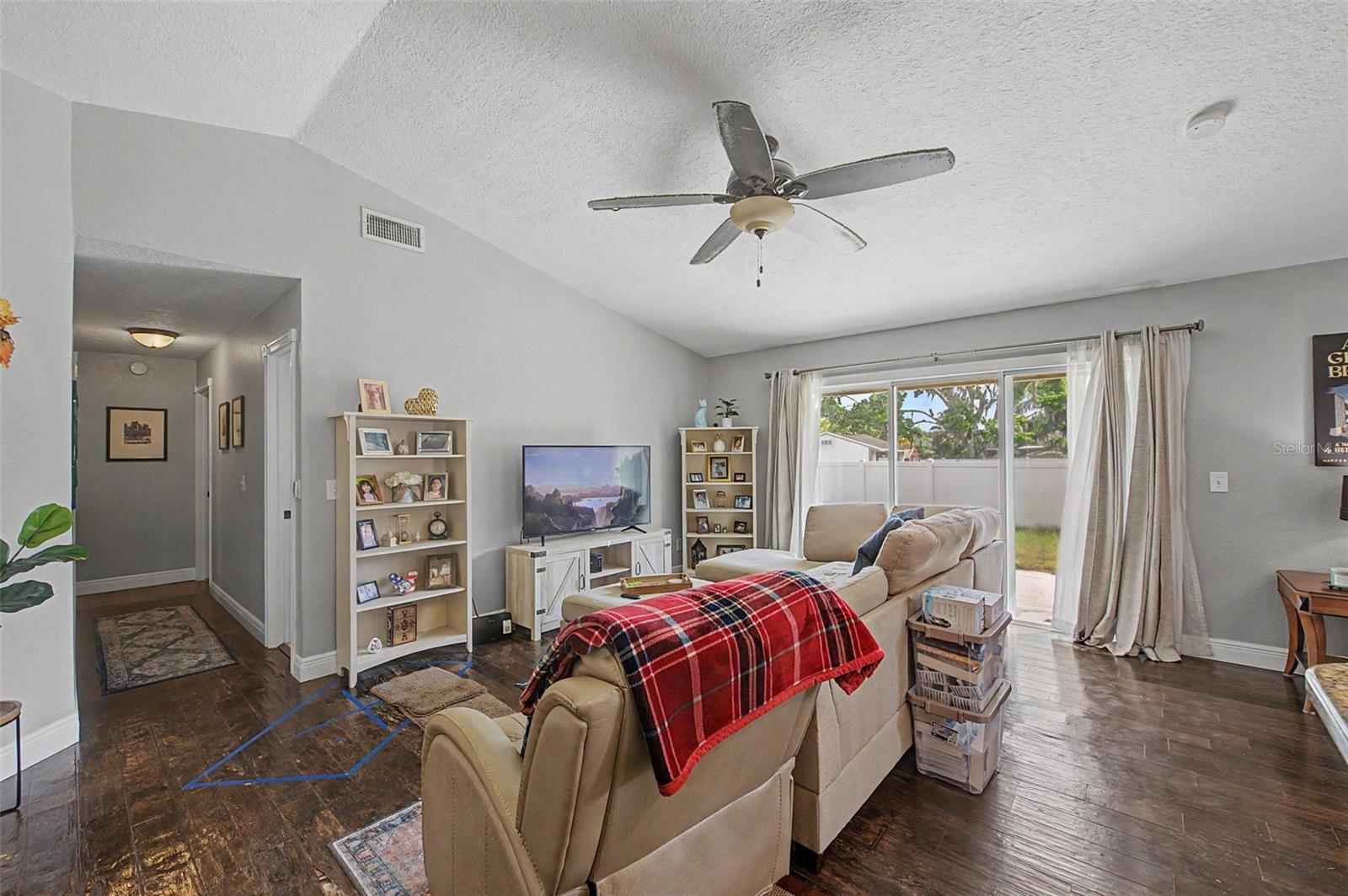 CYPRESS COVE SUB - Residential