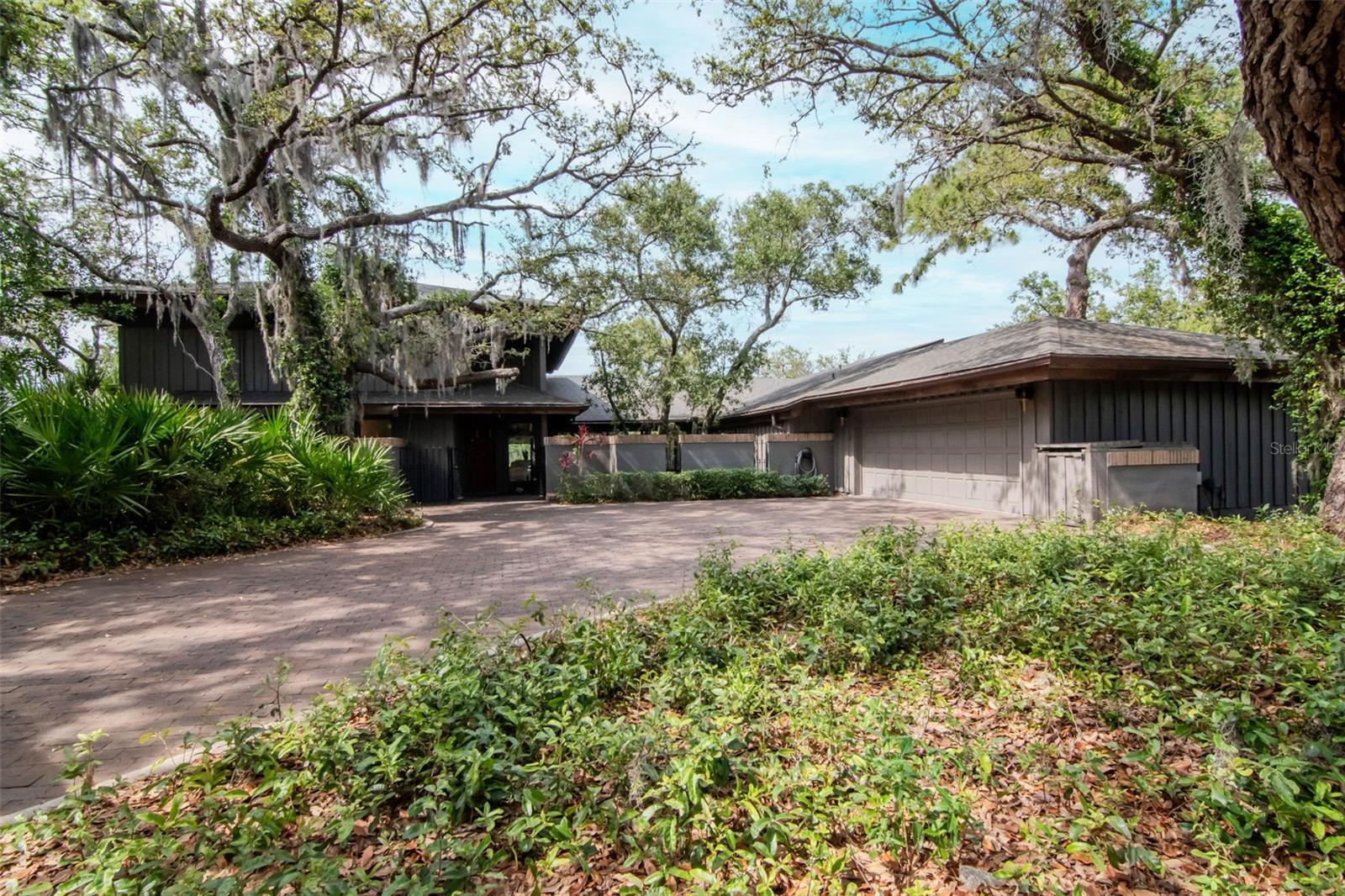 WEYBRIDGE WOODS - Residential