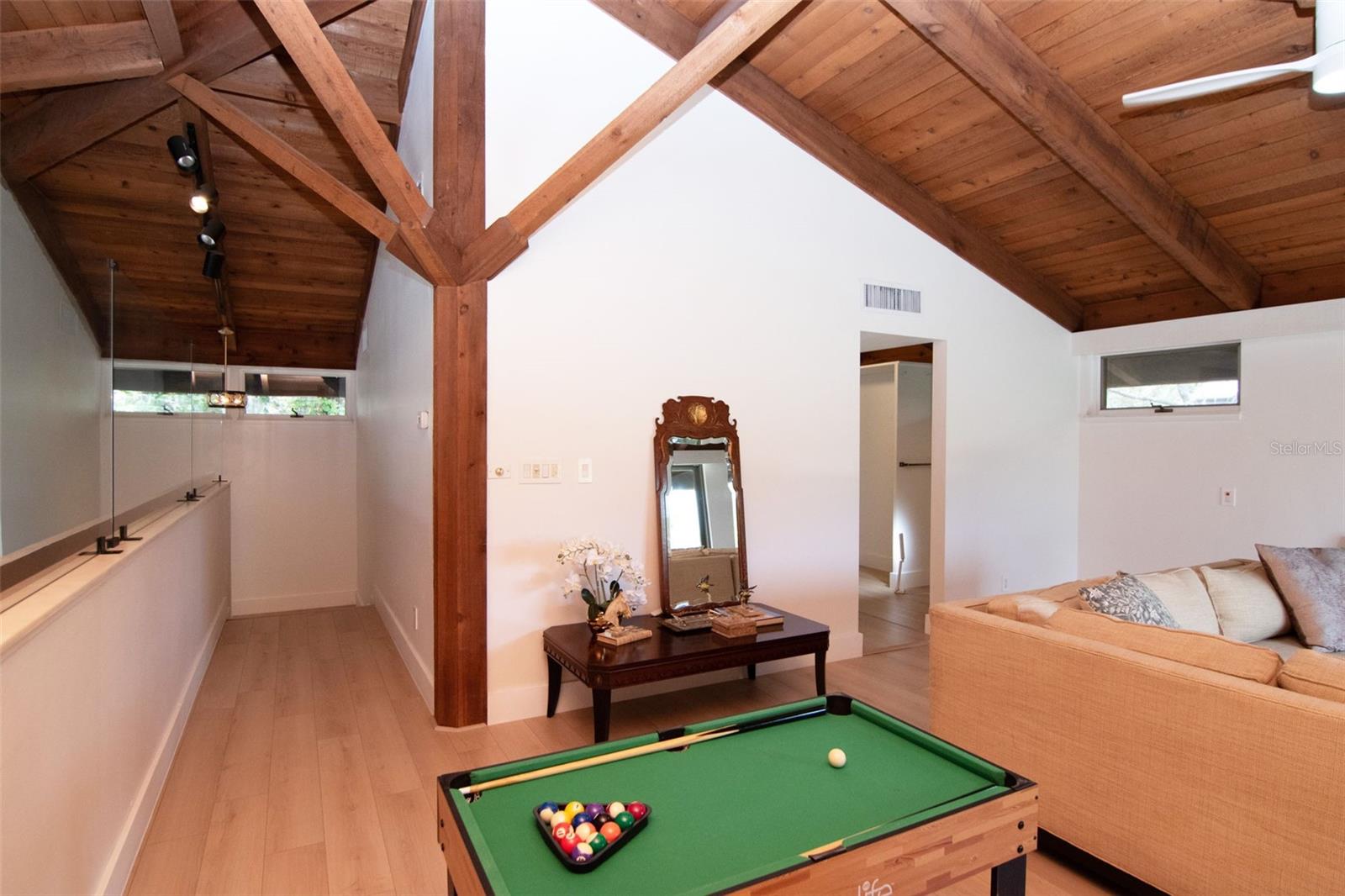 WEYBRIDGE WOODS - Residential