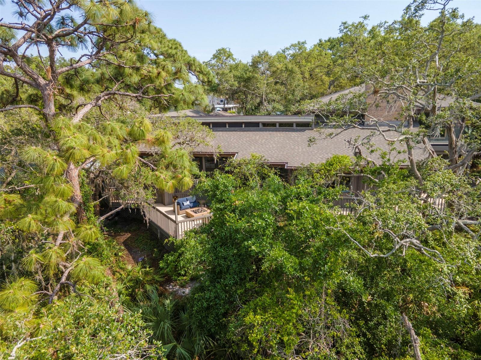 WEYBRIDGE WOODS - Residential