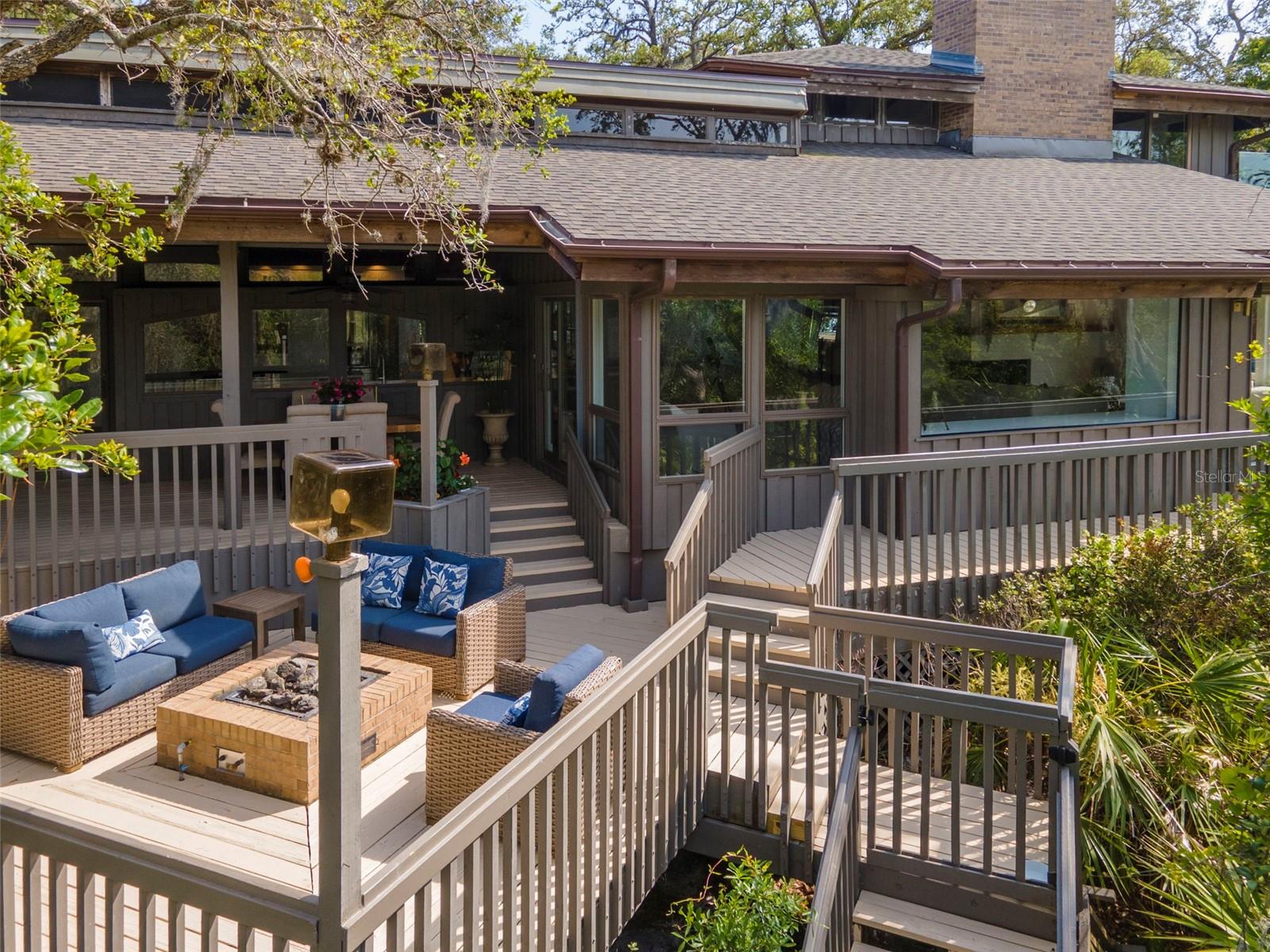 WEYBRIDGE WOODS - Residential