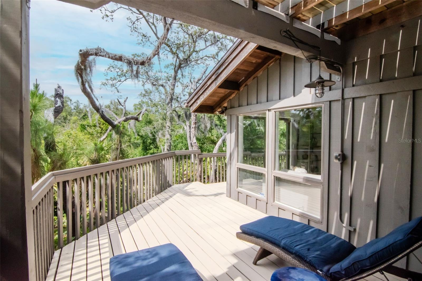 WEYBRIDGE WOODS - Residential