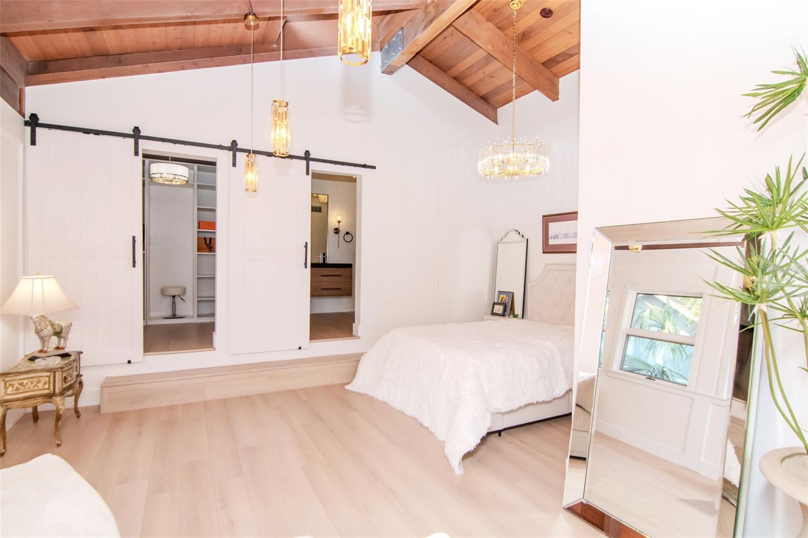 WEYBRIDGE WOODS - Residential